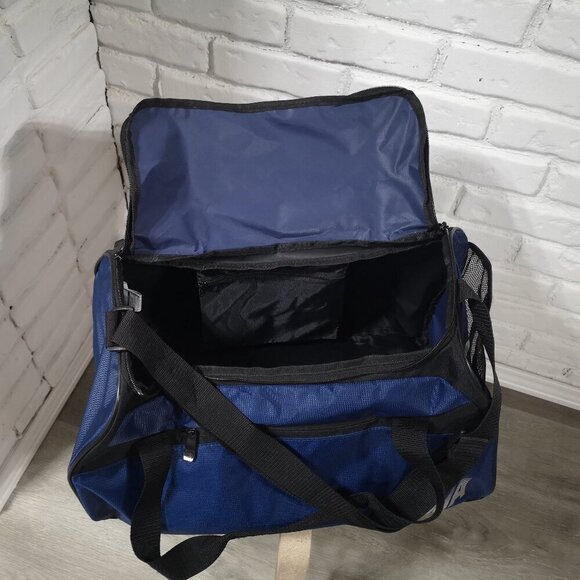 Puma Navy & Black Zippered Top Closure Carry On Bag or Gym Bag - Picture 6 of 13